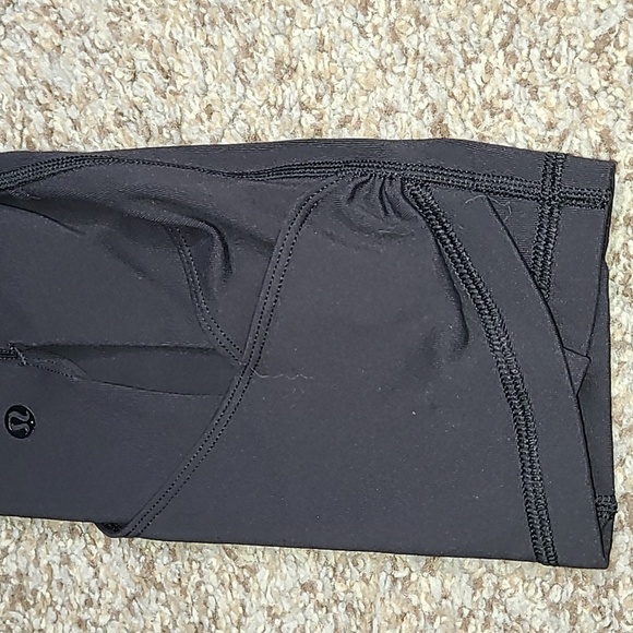 Lululemon Athletica Crop Leggins with Skirt Overlay - Picture 6 of 8
